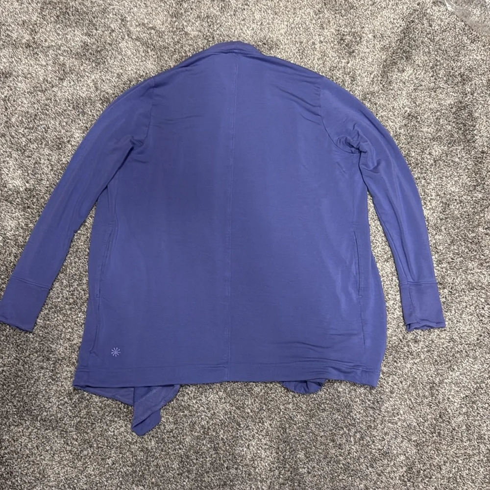 Athleta Pranayama Wrap - Picture 2 of 2